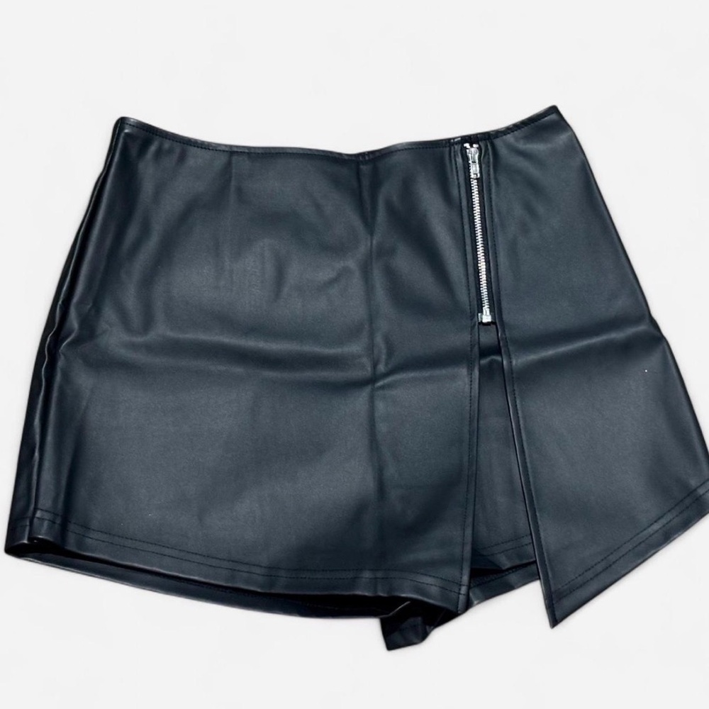 SHEIN Black Skorts with Asymmetrical Wrap Design
